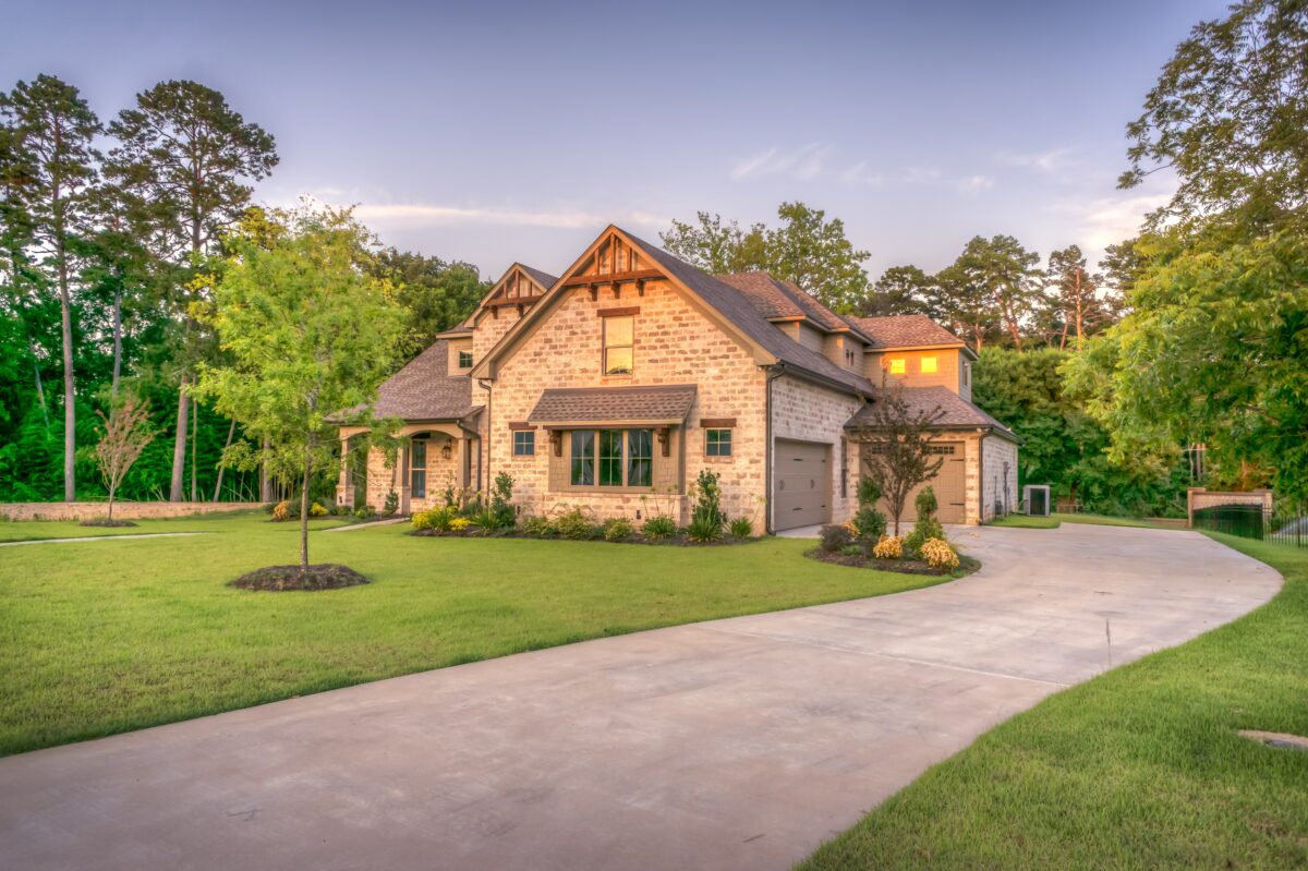 concrete driveway in tulsa